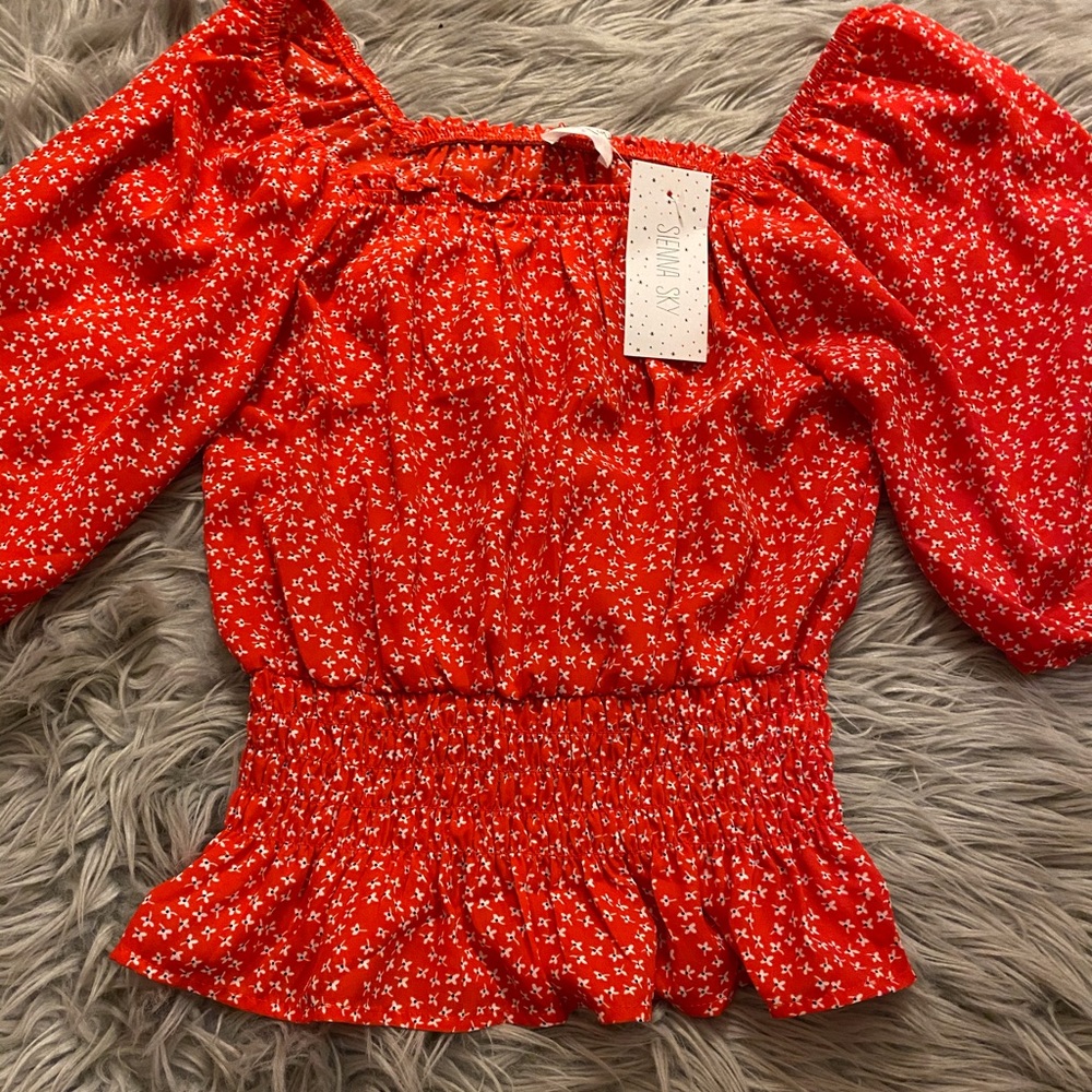Sienna Sky Mid sleeve top